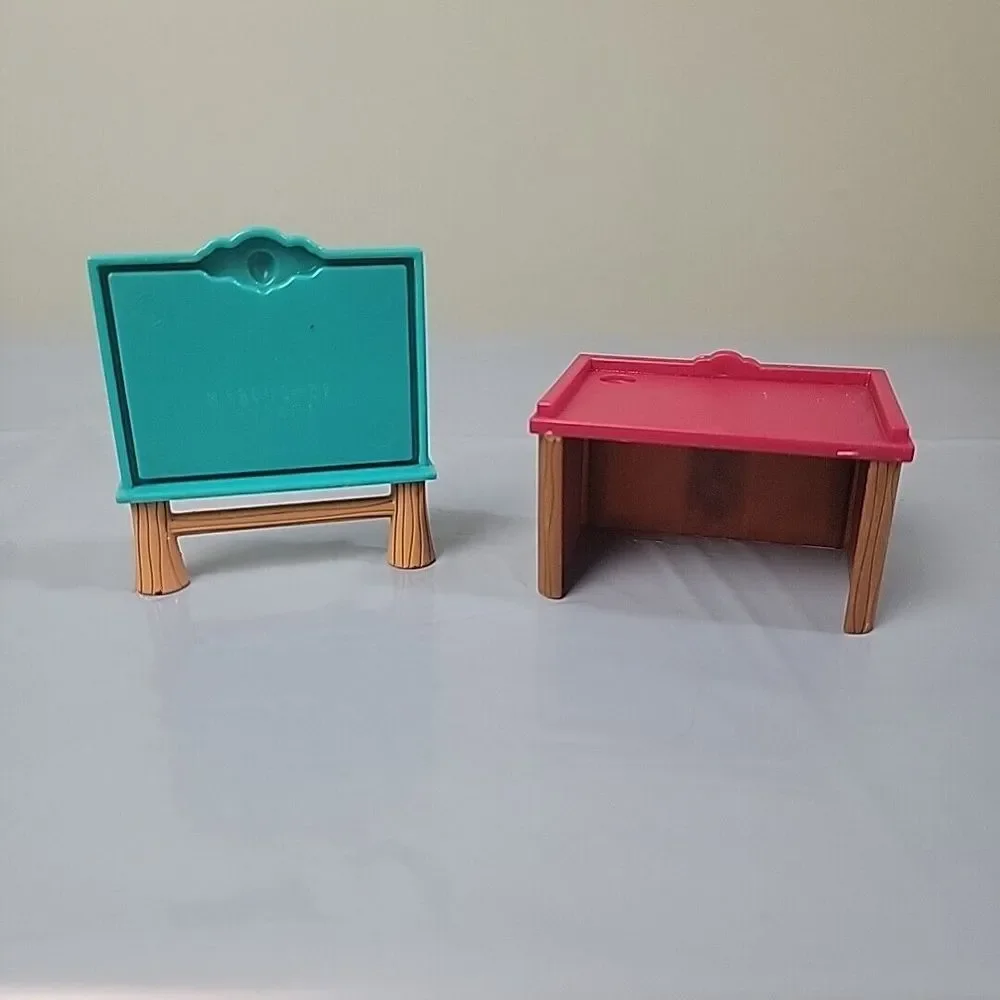 Lil' Woodzeez Classroom Furniture  Playground Set Replacement‎ Parts Toys